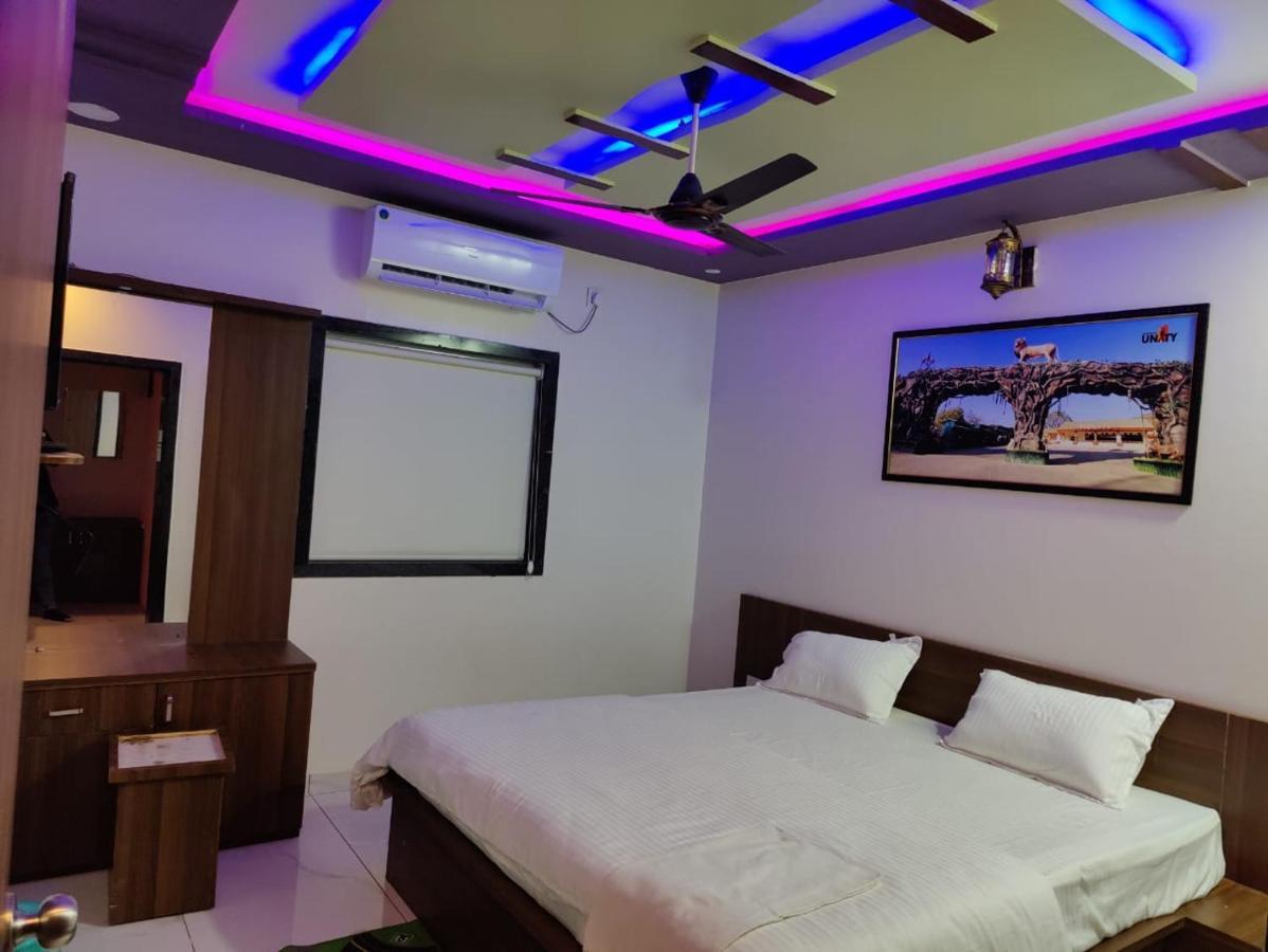 Hotel Sardar Rooms Garudeshwar Extérieur photo