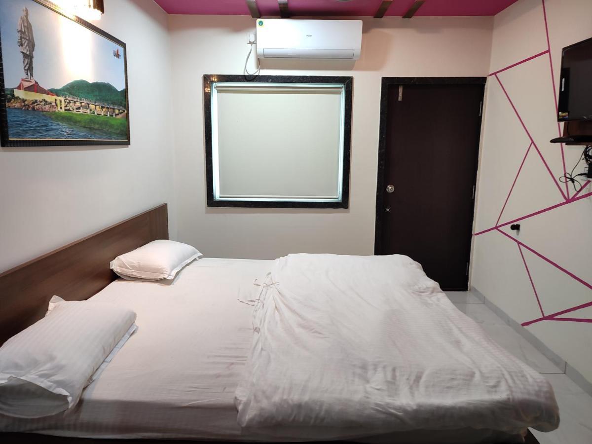 Hotel Sardar Rooms Garudeshwar Extérieur photo