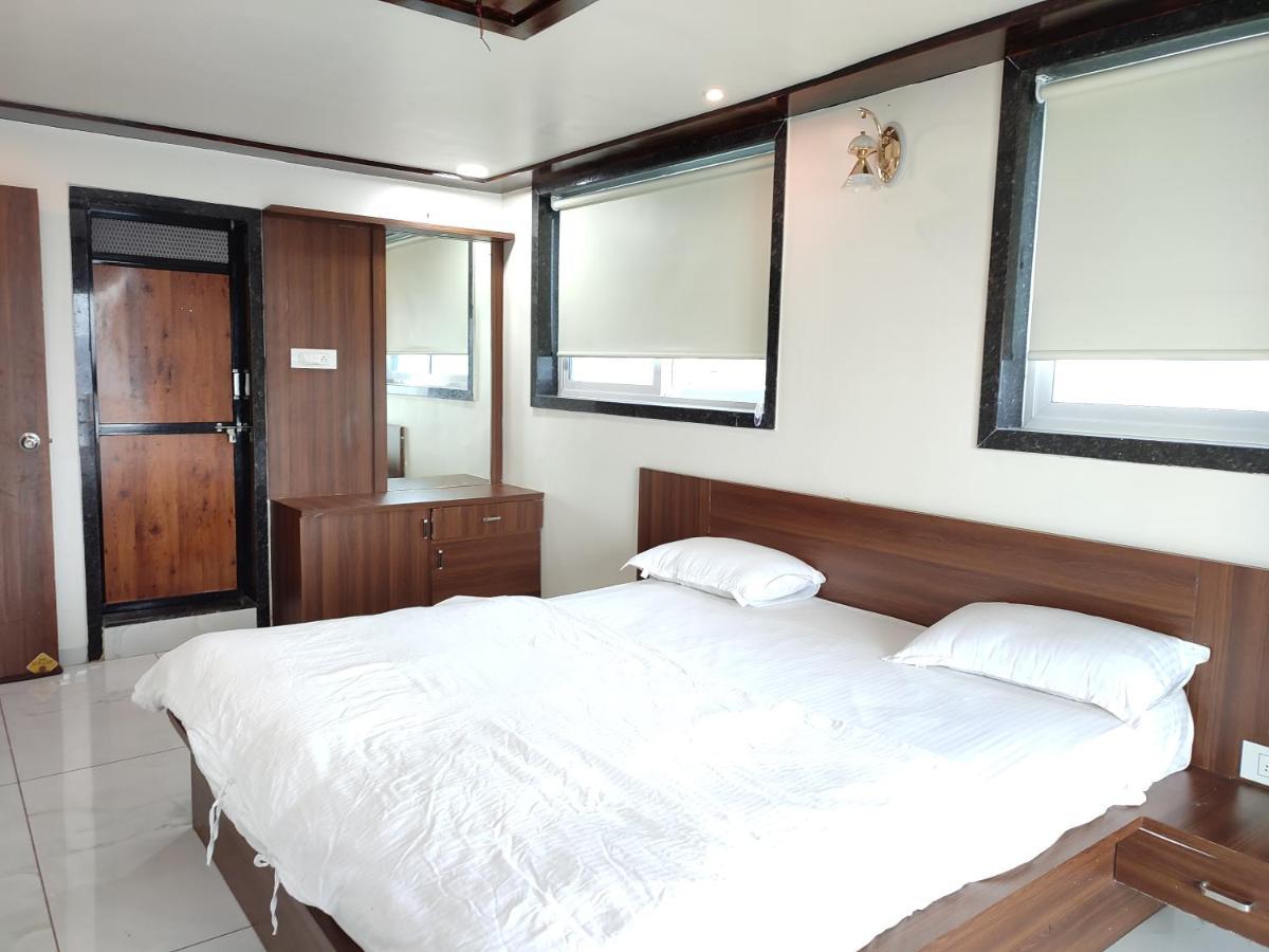 Hotel Sardar Rooms Garudeshwar Extérieur photo