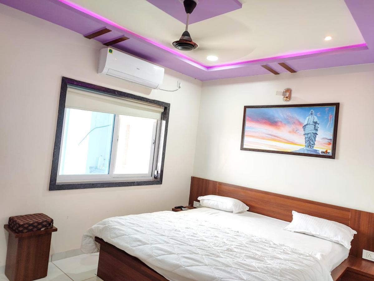 Hotel Sardar Rooms Garudeshwar Extérieur photo